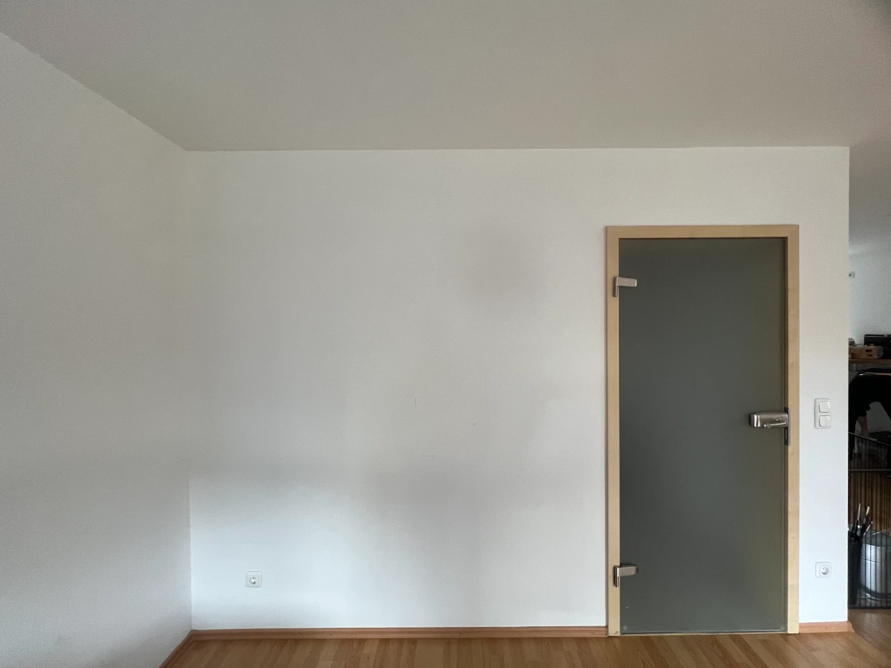 TV Wand Vorher